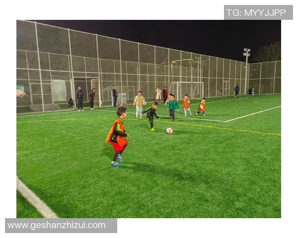 细数足坛巨星炫酷过人技巧展现绿茵场上的灵动与智慧